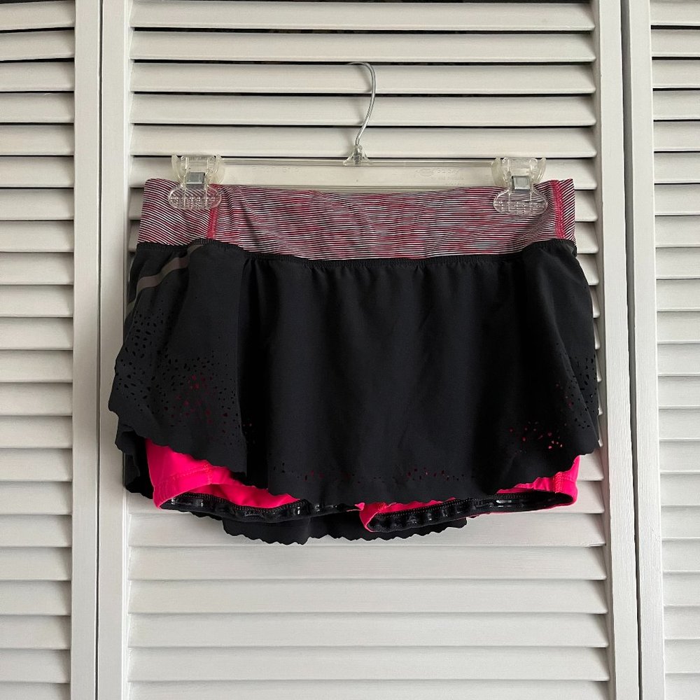 Lululemon Run A Marathon Skirt black, dark grey & pink size 4 rare